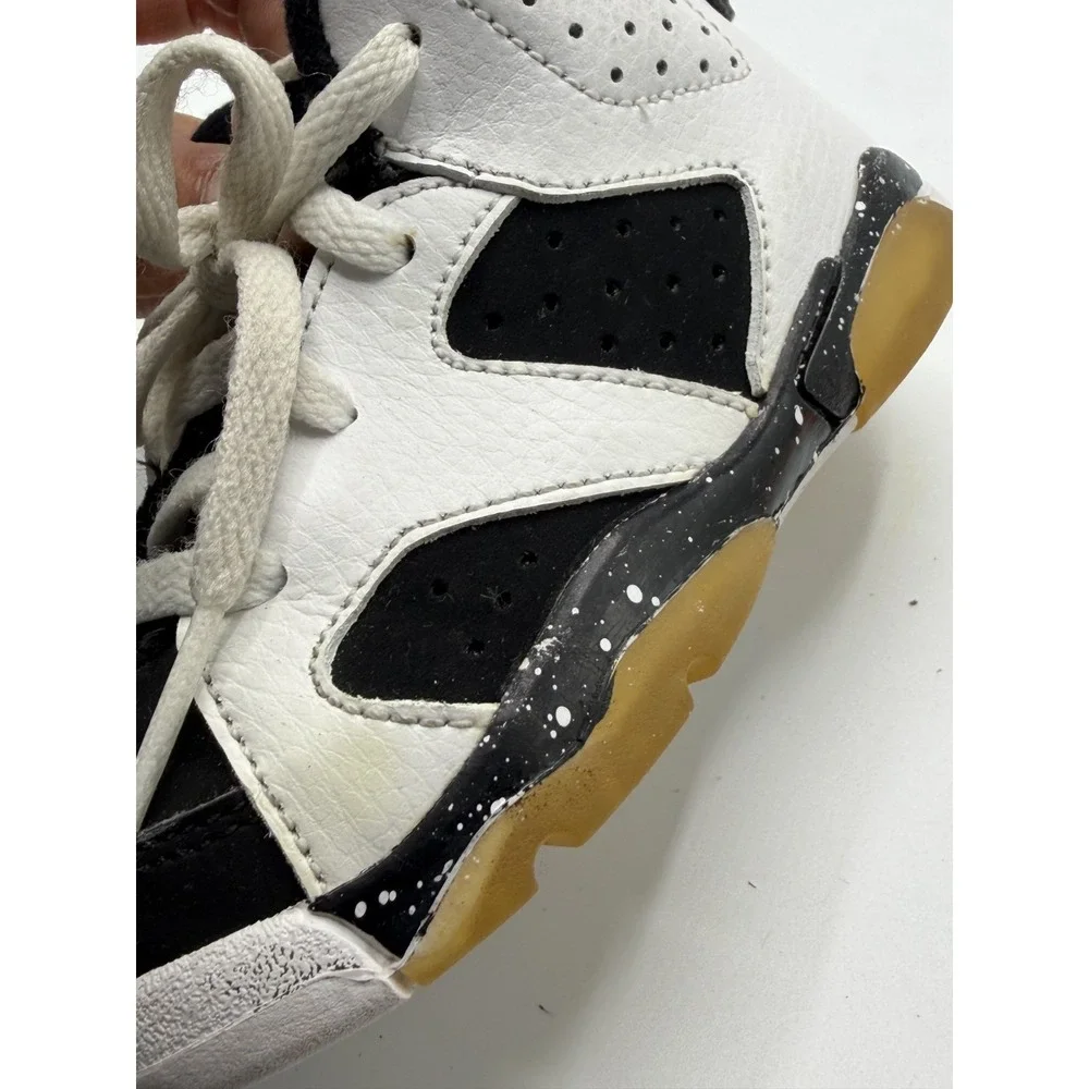 Jordan 6 Retro Oreo 384667-101 Toddler White/Black Size 6.5C